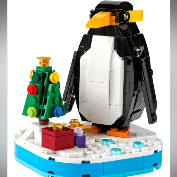 LEGO Christmas Penguin Set 40498 NWT - Picture 3 of 9